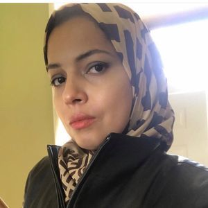 Meet your Posher, Manal